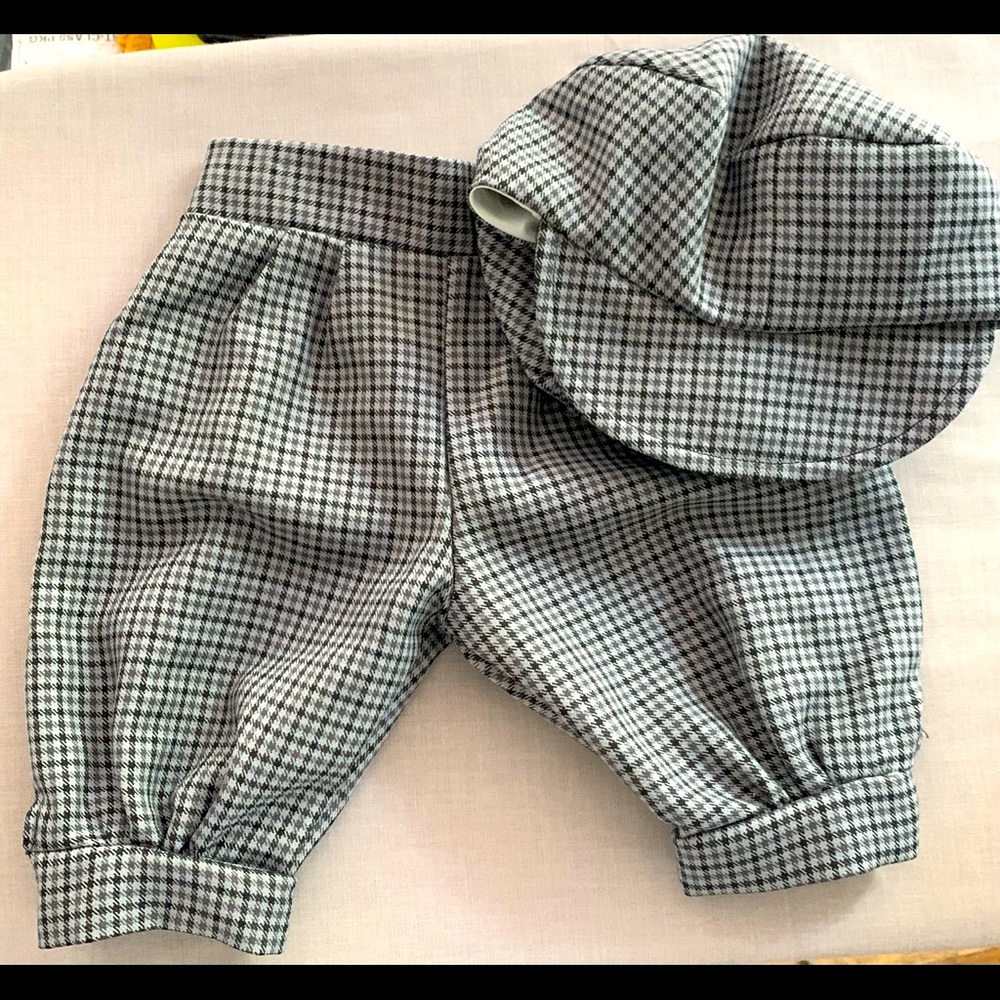 Boys pant and hat set.